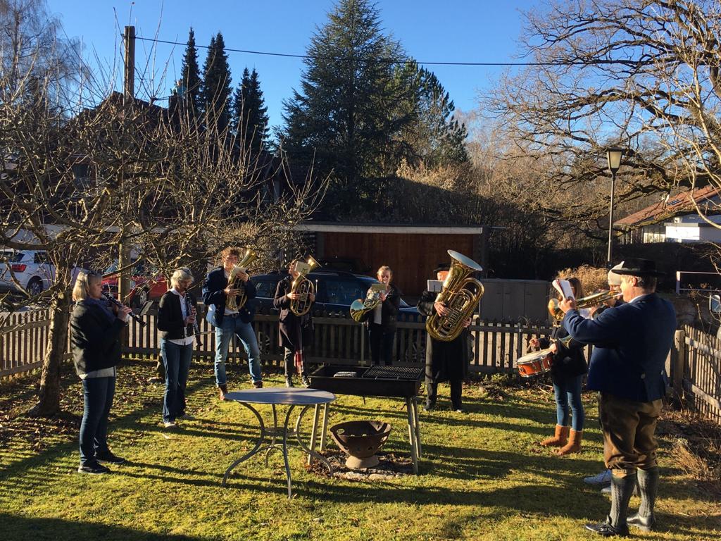 211231-Neujahrsanblasen-Klaus